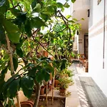 La Via Per Tharros