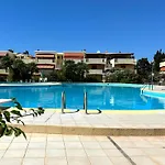 Topfloor Apt With Furnished Terrace Near The Sea