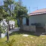 S'Ortali Garden Summer House Nel Verde Della Campagna A Due Passi Dal Centro