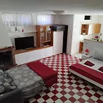 Taverna A 100 Mt Dal Mare