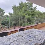 Domus De Mare