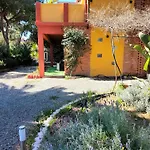 Casa Gialla Intero Alloggio Piano Terra Quartu Sant Elena