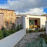 1 Bedroom Stunning Home In Baia S, Anna Budoni