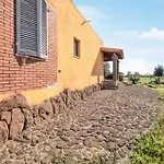 1 Bedroom Awesome Home In Orosei