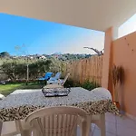 Corallina House
