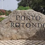 Villetta In Zona Esclusiva Accesso Sul Mare