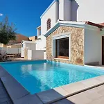 Res S'Abbaida C1 Con Piscina Privata