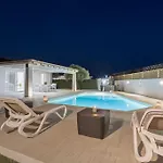 350 Mt Spiaggia Villa Claudia Con Piscina Privata