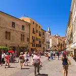 15Min A Piedi Dal Centro Appartamento Con Patio Privato!
