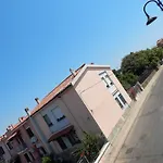 Lovely Apartment In Pula