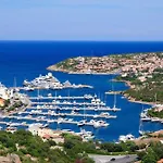 Alba Rossa Apartment 1.5Km From The Beach - Happy Rentals