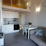 Penthouse Mit Meerblickterrasse Und Schloss