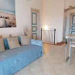 Dreizimmerwohnung Mit Terrasse Und Meerblick