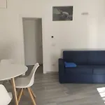 Stintino, Casa In Riva Alla Spiaggia