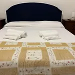 Santeodoro Straulas Rooms