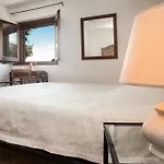 Exclusive Villa 100M From The Sea & Private Garden
