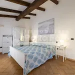 Borgo Dell'Orso - Villetta A Schiera Ai Piedi Della Roccia Dell'Orso