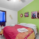 Home Holidays Pintadera 2
