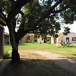 Li Suari Club Village