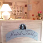 Hotel Tabby