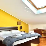 Veneto Deluxe Apartment