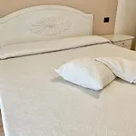 Eri & Ely'S House By La Via Del Mare Viaggi E Vacanze