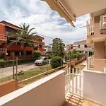 Lido Holiday Home