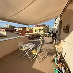 Pm 17 Via Galileo Galilei Guest House
