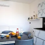 Green Luxury, Bbq Con Giardino