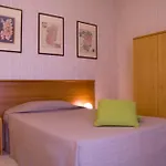 Hotel Residence Ulivi E Palme