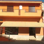 Domos Loru