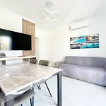Pgs Immobiliare - Residenza Liuba Moderno Bilocale Con Terrazza E Parcheggio La Maddalena