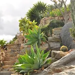 Belocations - Villa And Beach On The Rocks