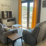 Appartement Calme, Vue Panoramique A 100 M Du Centre Ville