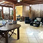 Trilocale Sul Mare Con Ampia Veranda Coperta