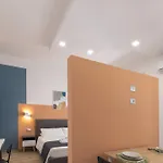 Quarzo. Modern Rooms