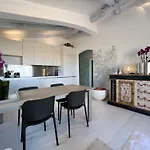 Stylisch Penthouse With Captivating View