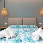 Santa Cruz Rooms & Suites