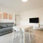 Green Oasis Apartment