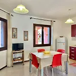 Moresca Apartment By Jennas