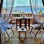 Holiday House Palau