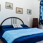 Nora Guesthouse Rooms And Villas