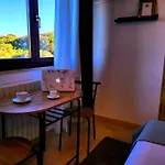 Valley View Apartment