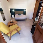 North Sardinia Retreats - Millelire Suites