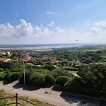Villa Aura