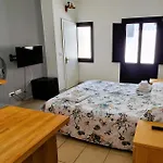 3 Mini Studios In Siniscola