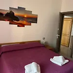 Casa Raffel