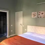 Nuovo, Tranquilla E In Citta