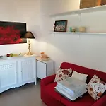 La Maisonette