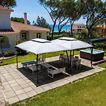 Villa Beachfront Marina